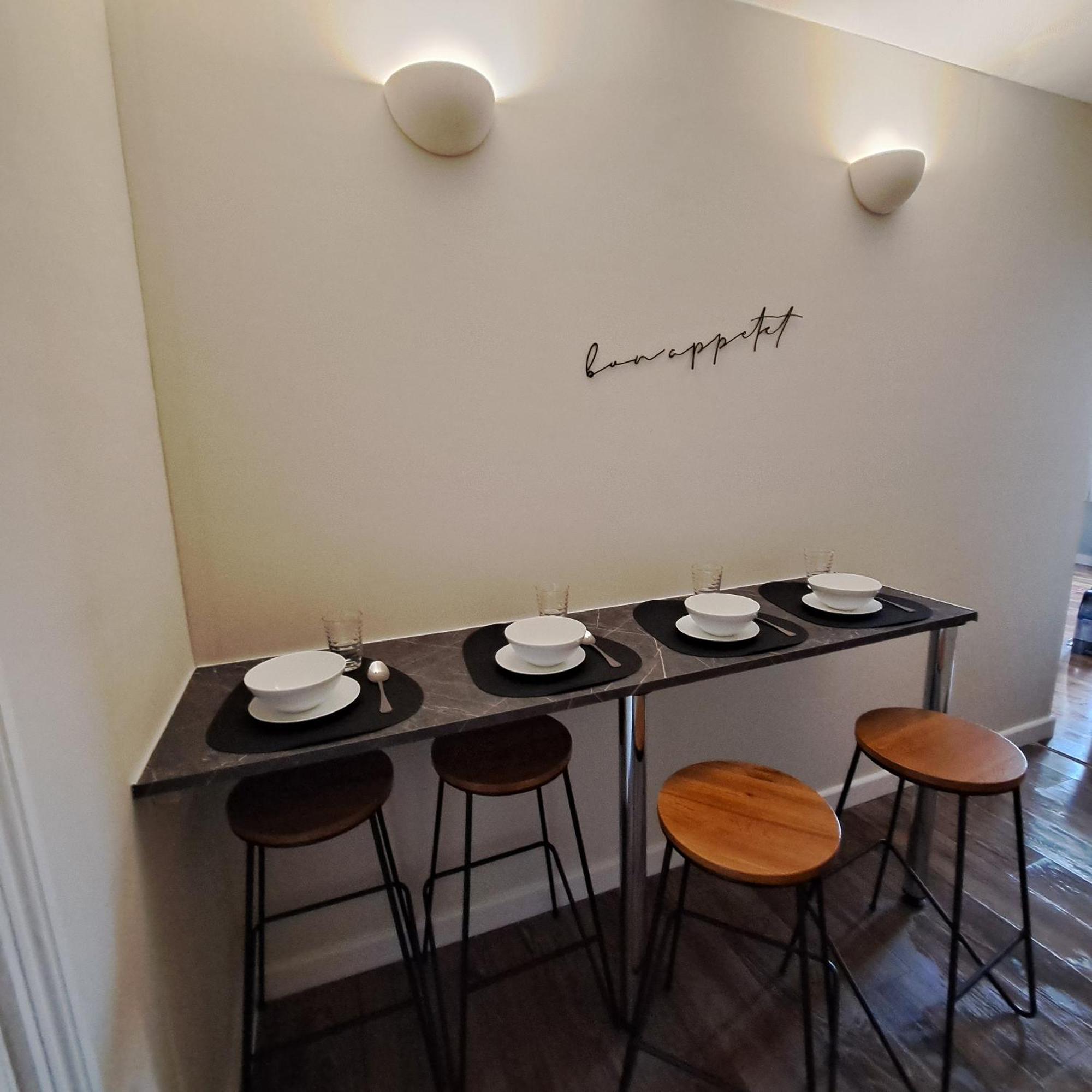 Generous 3 Bed In The Heart Of The Village Huntingdon Extérieur photo